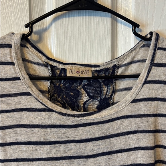 Lace-Back Tee - Picture 4 of 6